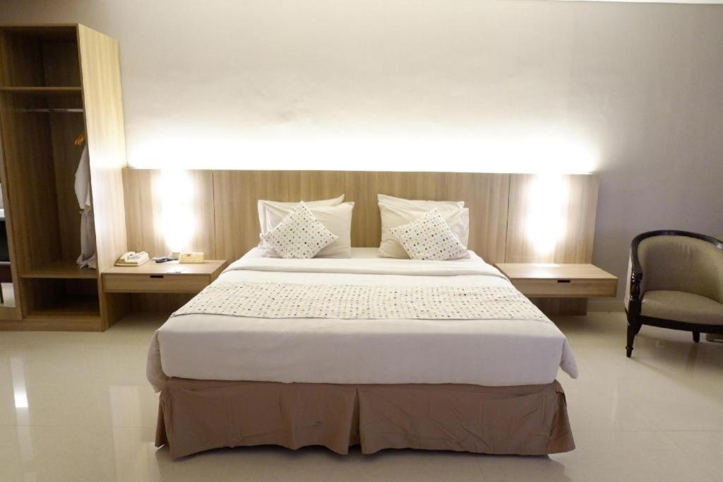 Kedaton Hotel Bandung Luaran gambar