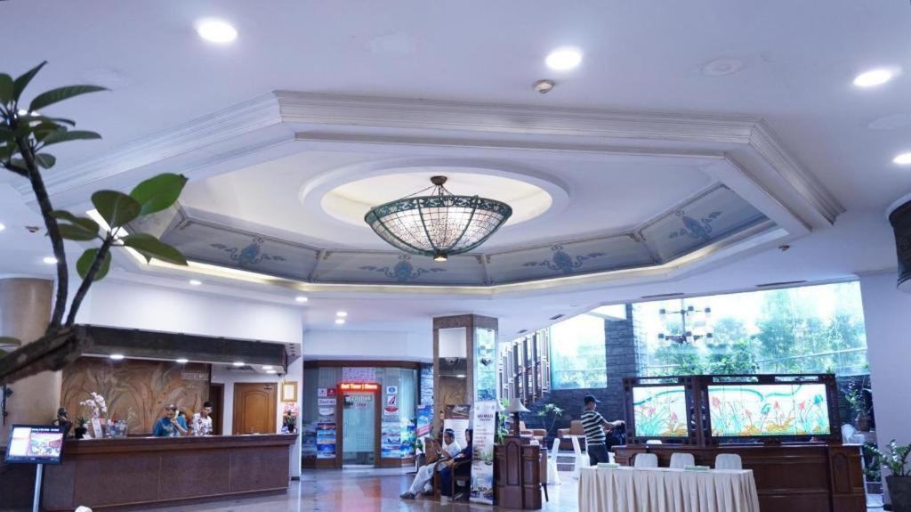 Kedaton Hotel Bandung Luaran gambar