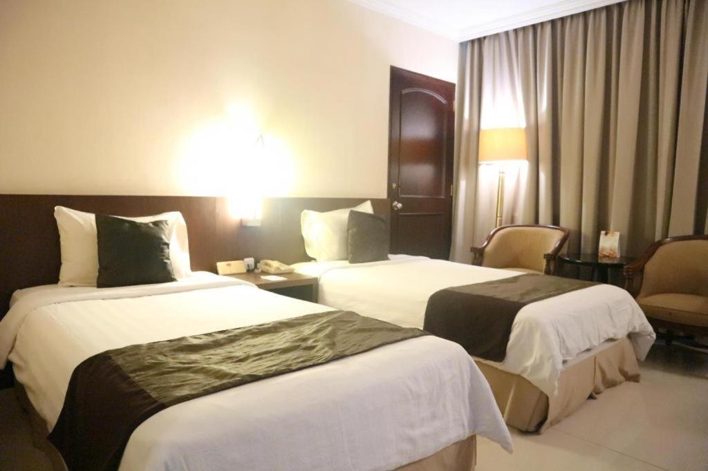 Kedaton Hotel Bandung Luaran gambar