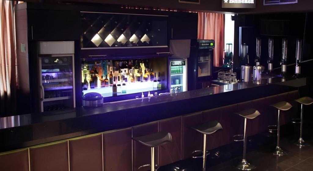 Kedaton Hotel Bandung Luaran gambar