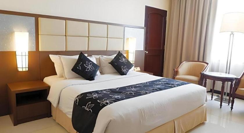 Kedaton Hotel Bandung Luaran gambar